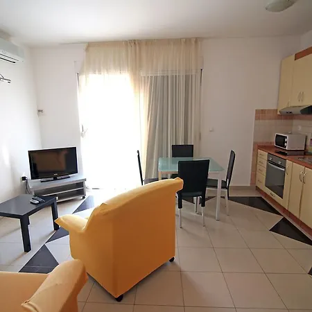 Appartamento Skroce.4 *